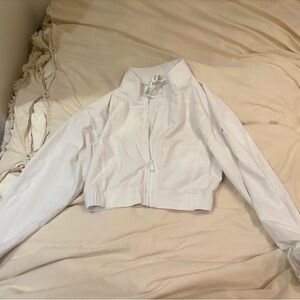 Alo yoga cropped jacket